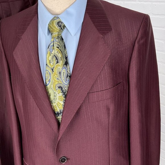 Phoenix Suit Men 42 31Wx31.5L Burgundy Shiny Polyester Stripe 60s-70s VTG USA - Picture 2 of 16